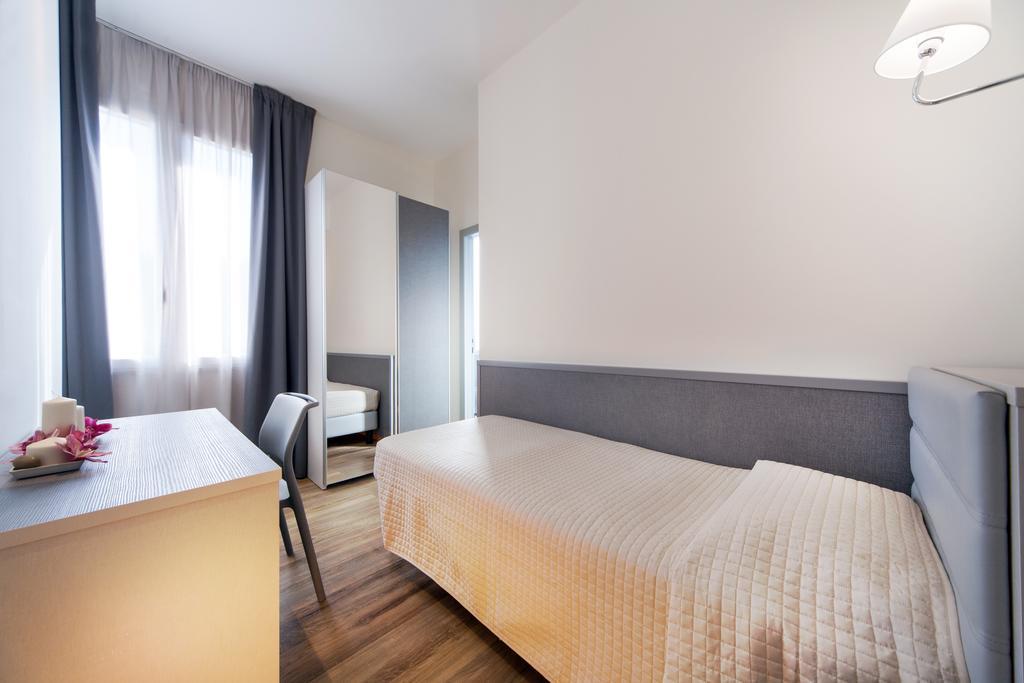 My Place Hotel Rimini Eksteriør billede