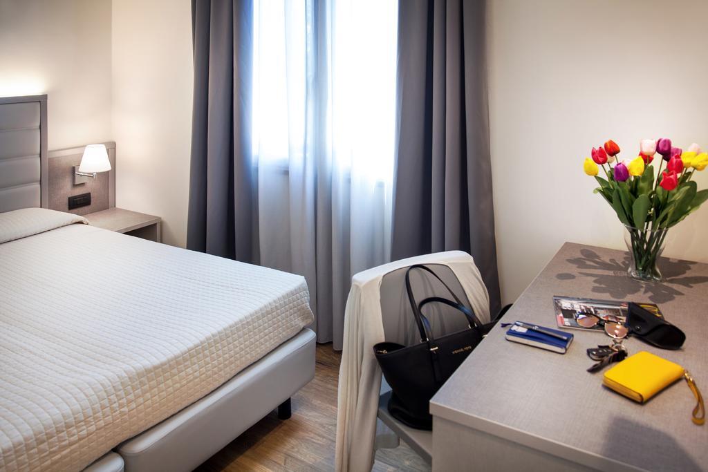 My Place Hotel Rimini Eksteriør billede