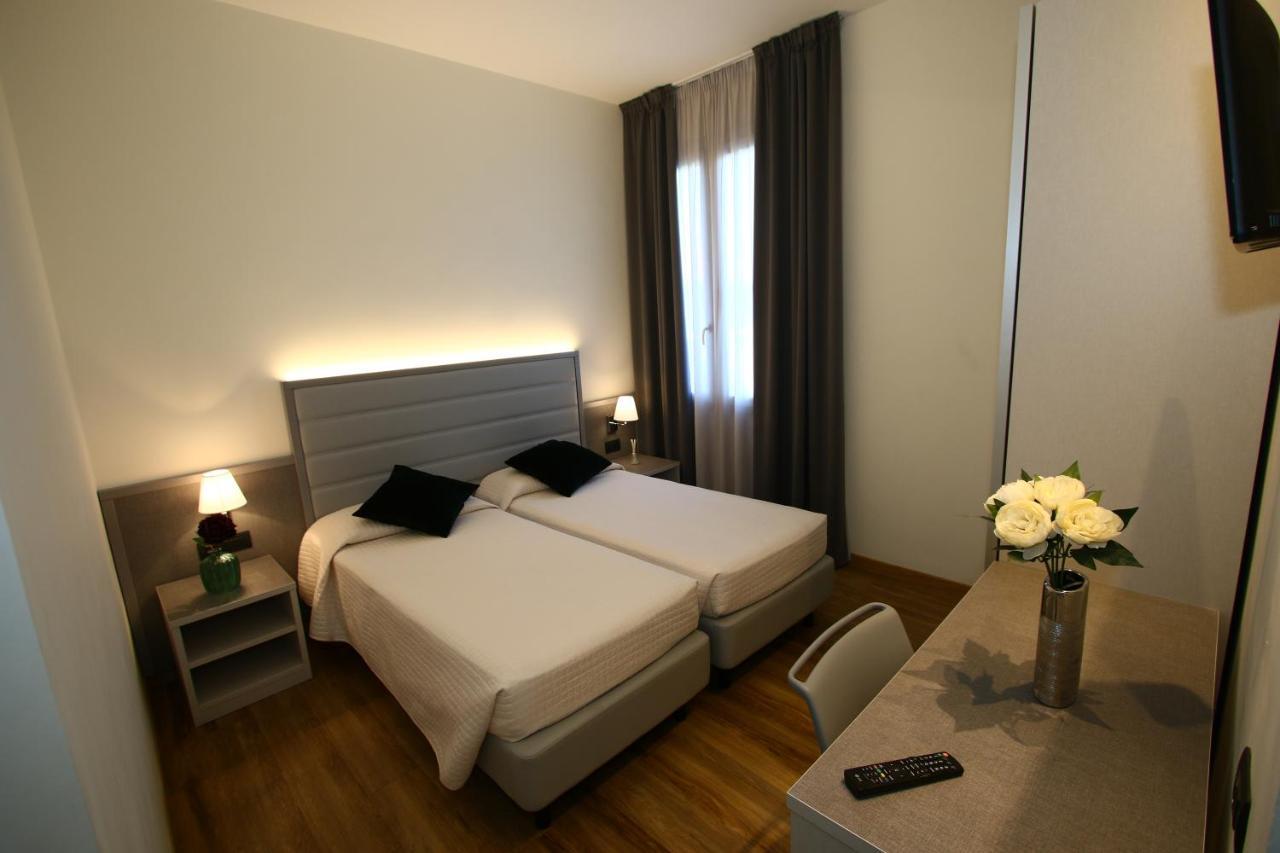 My Place Hotel Rimini Eksteriør billede